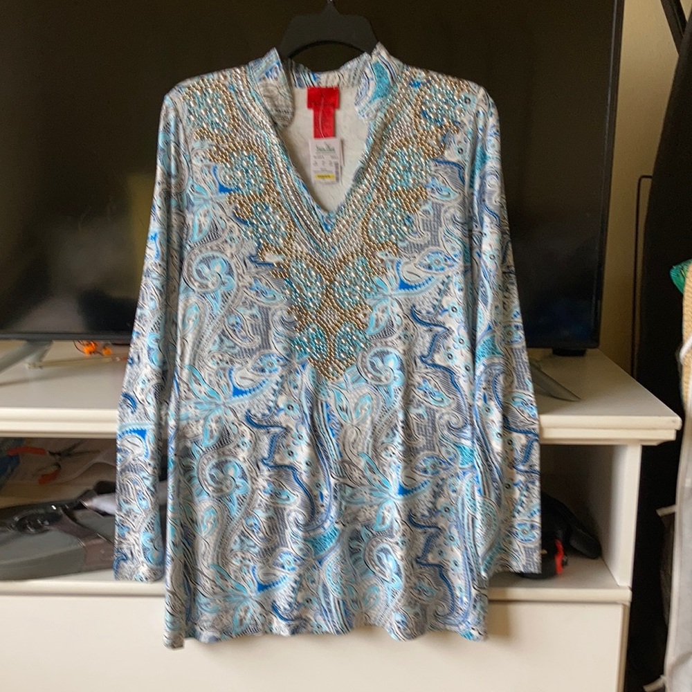 Jeweled v neck Tunic net